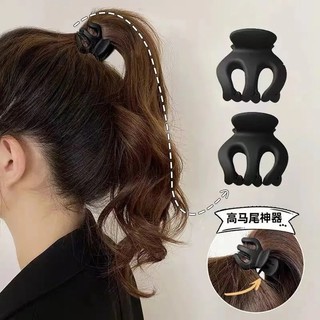 Kẹp Tóc Nữ Màu Đen Hình Cá Mập Độc Đáo
