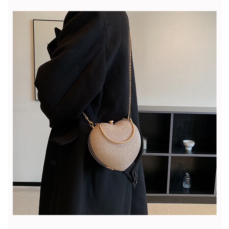 Túi Đeo Chéo Dây Xích Trái Tim Lấp Lánh 3 Màu Thời Trang Cao Cấp Dành Cho Nữ