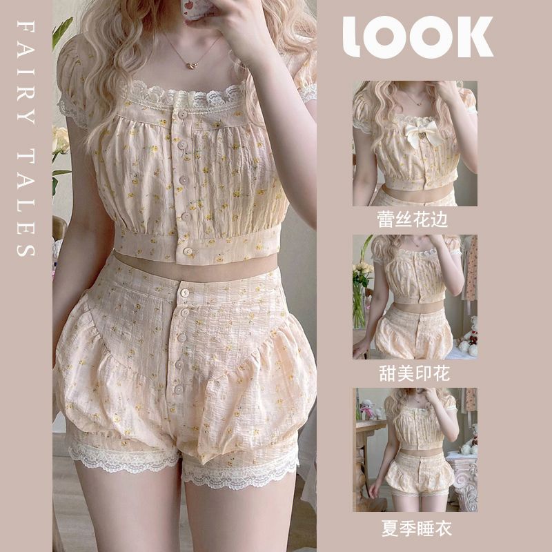Bộ Đồ Ngủ Áo Tay Ngắn Phối Quần Short Ren Mỏng In Hoa Nhỏ Kiểu Retro Thời Trang Mùa Hè Cho Nữ
