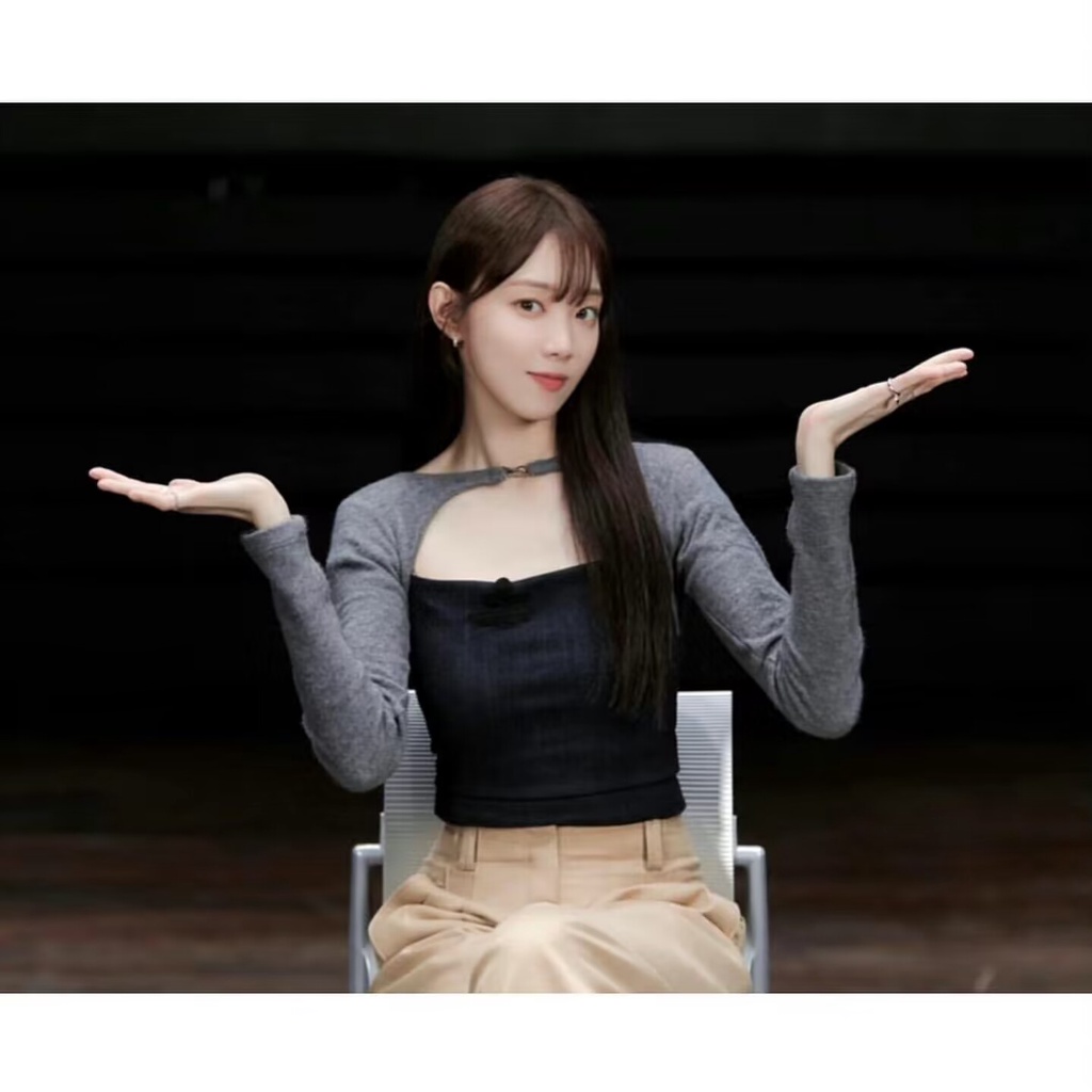 Áo Dệt Kim Dài Tay Hai Mảnh Dáng Ôm Ngắn Phong Cách Hàn Quốc Lee Sung Kyung Yuse Karina Newjeans Hanni