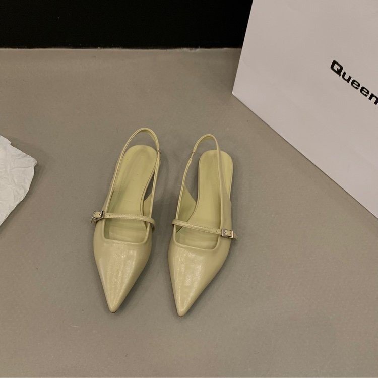 Giày Sandal Mũi Nhọn Đế Bằng Hở Ngón Phối Dây Chéo Sau Lưng