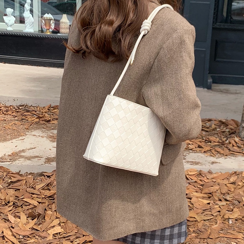 Túi Xách Đeo Vai Phong Cách Đơn Giản Hợp Thời Trang Cho Nữ