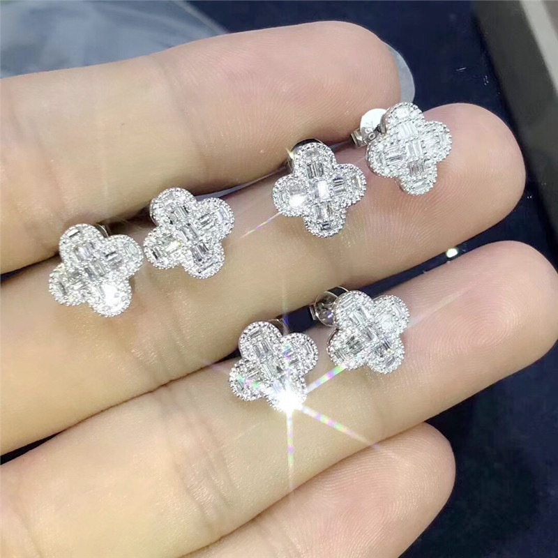 Bông Tai Đính Đá Zircon Hình Cỏ Bốn Lá Phong Cách Hàn Quốc