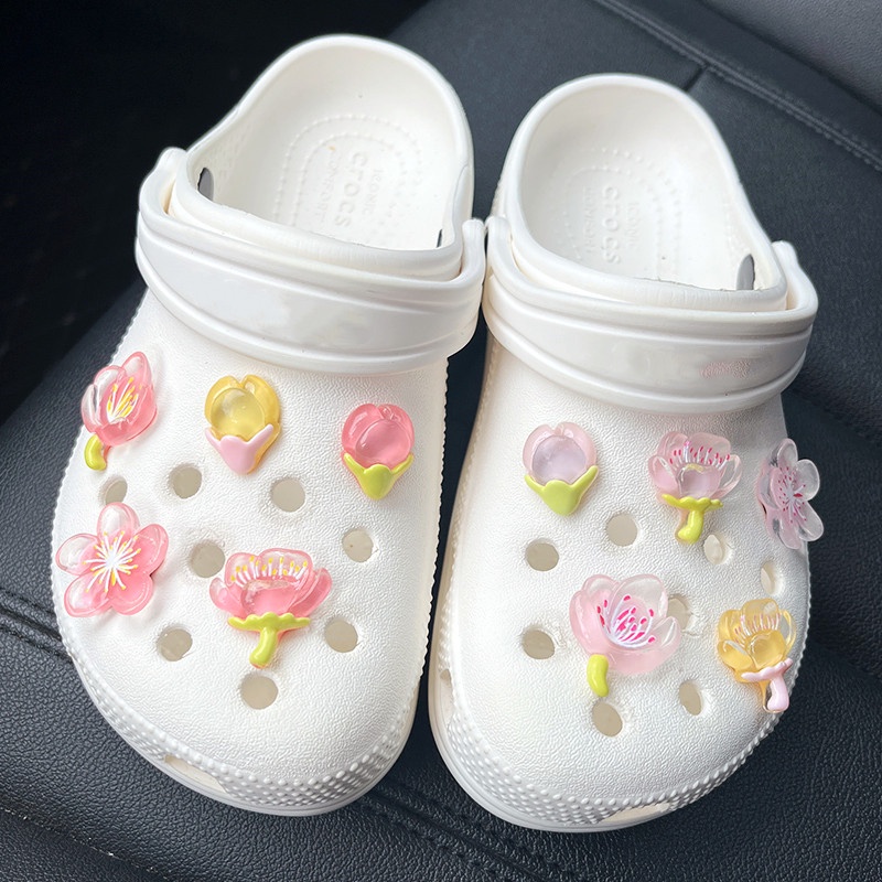 Set 10 Phụ Kiện Xăng đan Đục Lỗ Xỏ Hạt Trong Suốt Hình Hoa Đào Màu Hồng Hoa Anh Đào Sáng Tạo Làm Quà Tặng Cho Bé