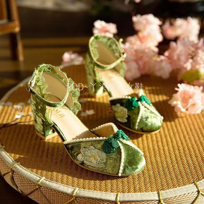 Giày Cao Gót Sườn Xám Thêu Hình Bướm Ngôn Ngữ Hibiscus Phong Cách Cổ Điển Nhẹ Nhàng Phù Hợp Với Mùa Hè 202 Mới Dành Cho Bạn Nữ