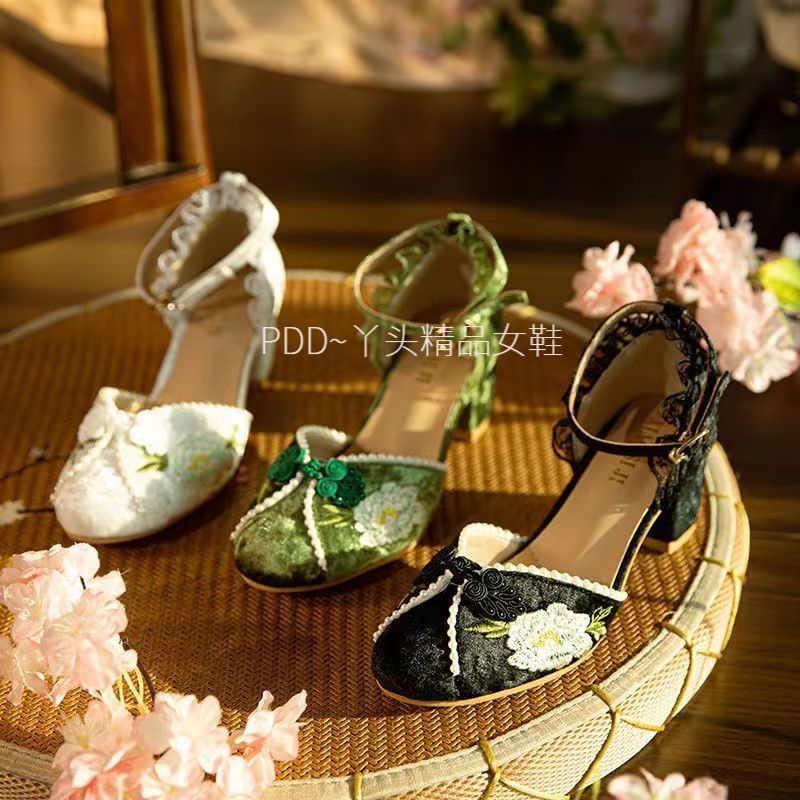 Giày Cao Gót Sườn Xám Thêu Hình Bướm Ngôn Ngữ Hibiscus Phong Cách Cổ Điển Nhẹ Nhàng Phù Hợp Với Mùa Hè 202 Mới Dành Cho Bạn Nữ