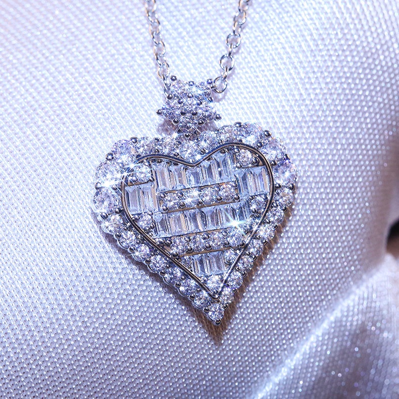 Dây Chuyền Mặt Vuông / Hình Trái Tim / Thang Đính Đá Zircon Toàn Diện