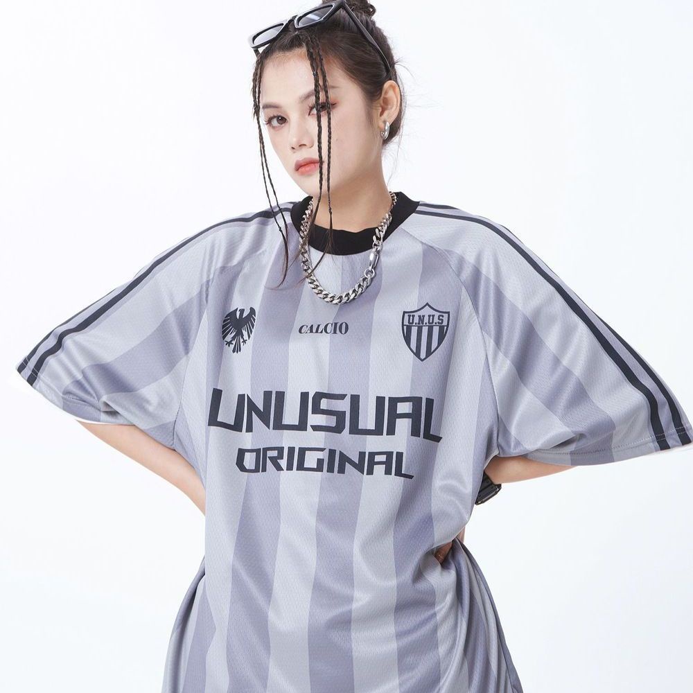 Áo Thun Thể Thao Tay Lửng Dáng Rộng Phối Màu Sắc Tương Phản Phong Cách Hip Hop Đường Phố Cho Nam