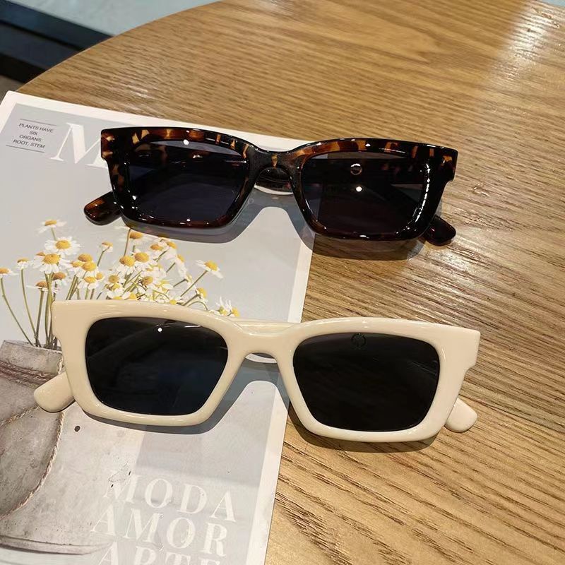 Kính Mát Thời Trang Hàn Quốc jennie Giống Nhau Phong Cách GM Cho Nữ