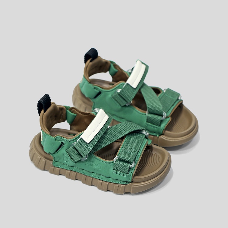 Xăng đan Phối Lỗ Siêu Nhẹ Thời Trang Đi Biển Mùa Hè Cho Bé