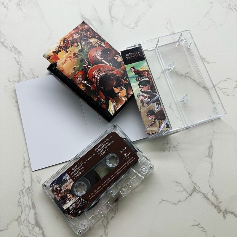 Bộ sưu tập băng Cassette hoàn toàn mới TACTICS Attack on Titan với album bài hát được niêm phong T0520