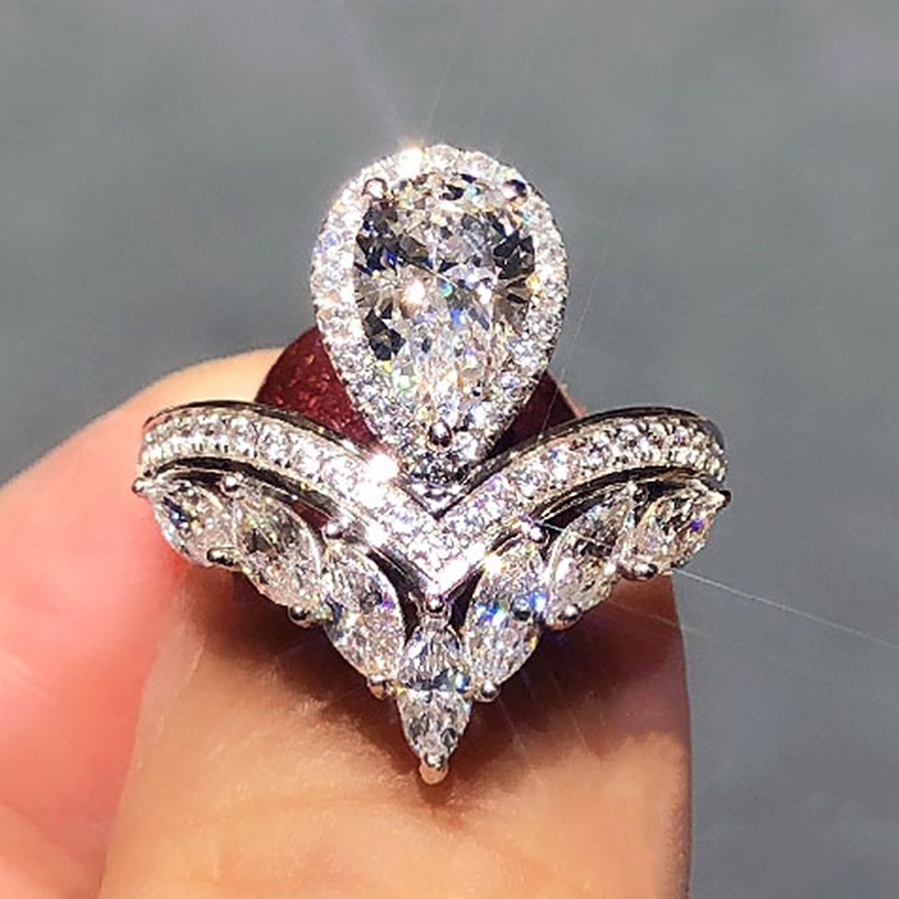 Nhẫn Xi Mạ Vàng Trắng Đính Đá Zircon Hình Giọt Nước