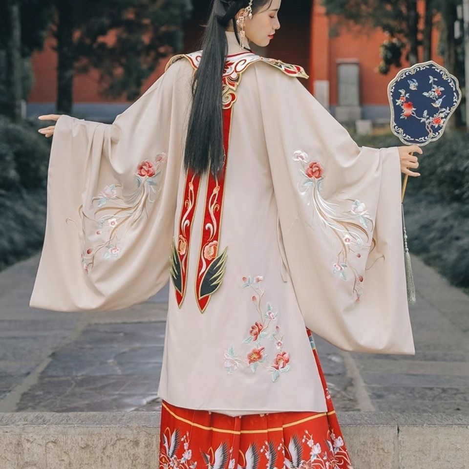 Yankeen Bộ Hán Phục Siêu Kinh Tế 30% Giảm Giá Cả Phải Chăng 8.26