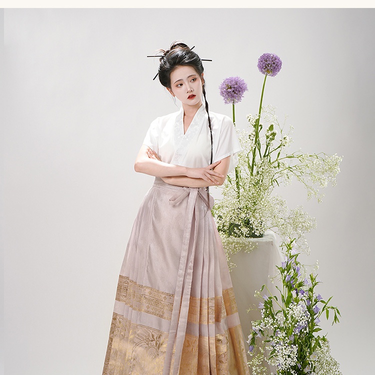 Yankeen Bộ Hán Phục Siêu Kinh Tế 30% Giảm Giá Cả Phải Chăng 8.26