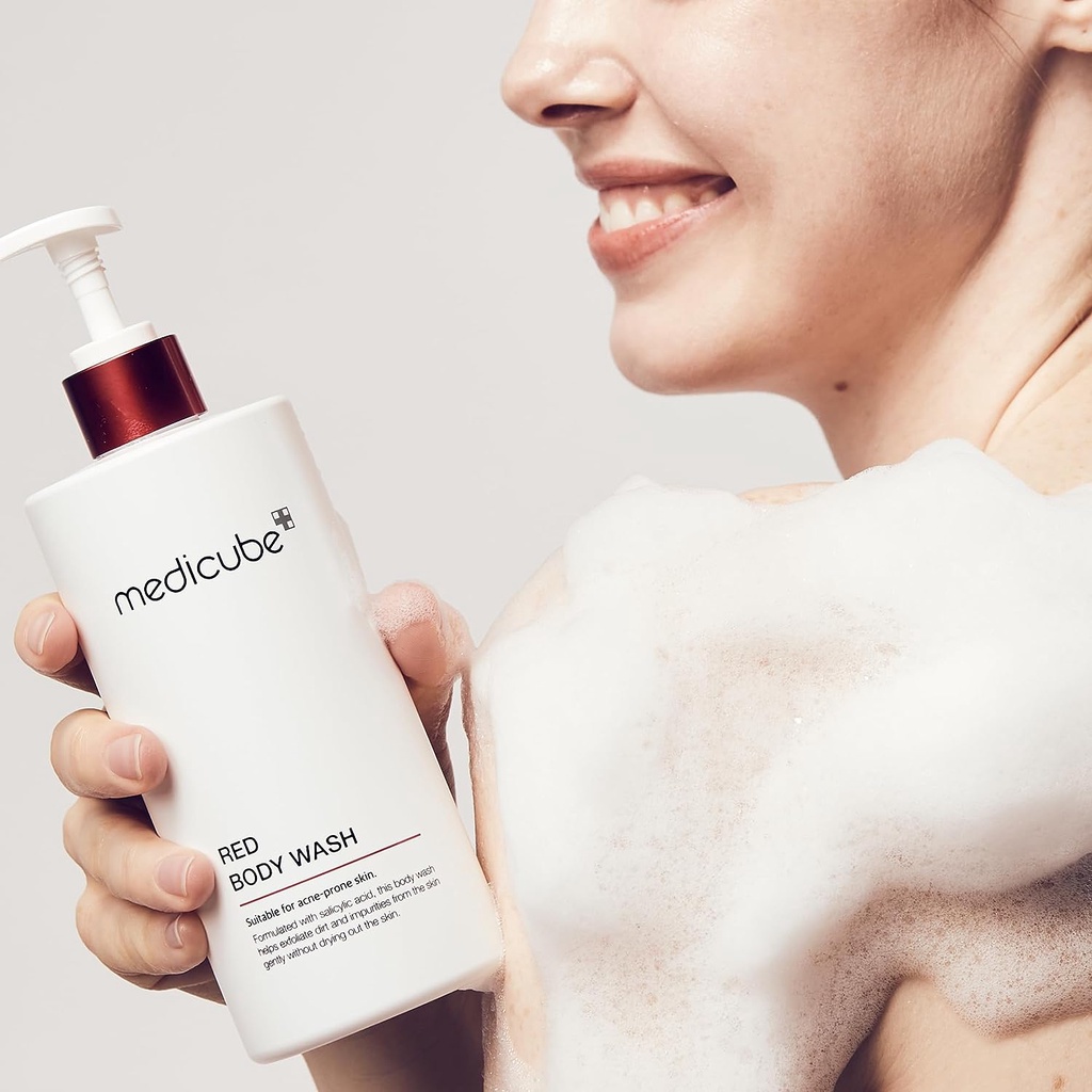 MEDICUBE Red Acne Body Wash 400g Sữa tắm ngừa mụn lưng