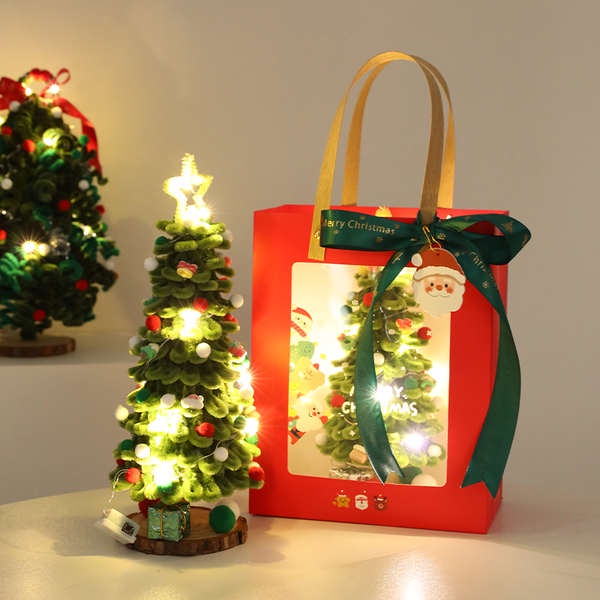 Đồ giáng sinh cho bé trai quà giáng sinh Quà giáng sinh cô gái tặng bạn gái 2023 mẫu mới handmade tự làm cây thông Noel bó hoa hộp quà trang trí đêm giáng sinh