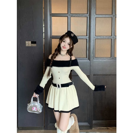 One Đầm Dệt Kim Tay Dài Hở Vai Phối Màu Tương Phản Ngọt Ngào Thời Trang Mùa Thu Cho Nữ