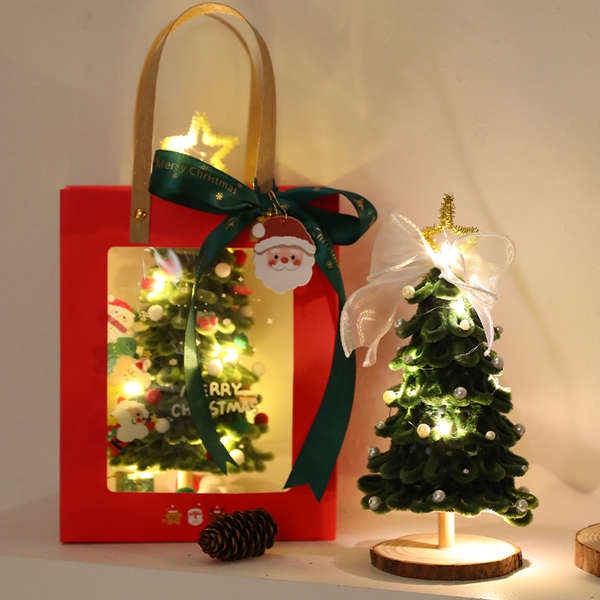 Đồ giáng sinh cho bé trai quà giáng sinh Quà giáng sinh cô gái tặng bạn gái 2023 mẫu mới handmade tự làm cây thông Noel bó hoa hộp quà trang trí đêm giáng sinh