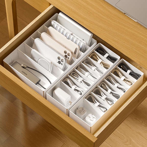 Hộp Đựng Sắp Xếp Dây Cáp Sạc Điện Thoại Để Bàn