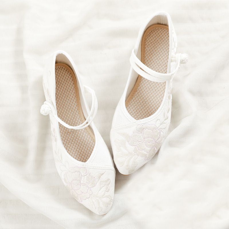 Beef Giày Búp Bê Đế Xuồng Thêu Họa Tiết Thổ Cẩm Dễ Phối Đồ Thời Trang Cho Nữ