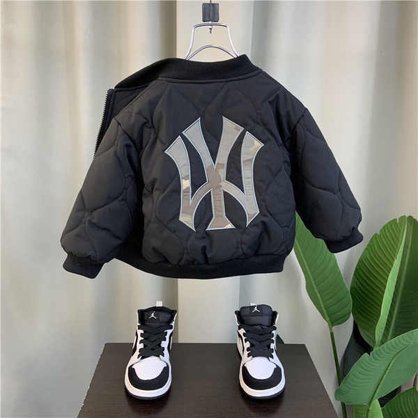 Áo khoác lông cừu cho bé trai 2023 Quần áo mùa đông mới cho bé dày hơn Quần áo bóng chày cho bé trai