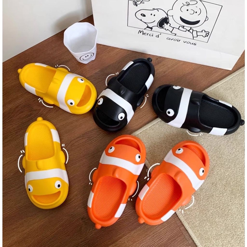 Thời trang mùa hè Dép cá hề Nemo 、dép cá koi đế bánh mì siêu nhẹ cho người lớn