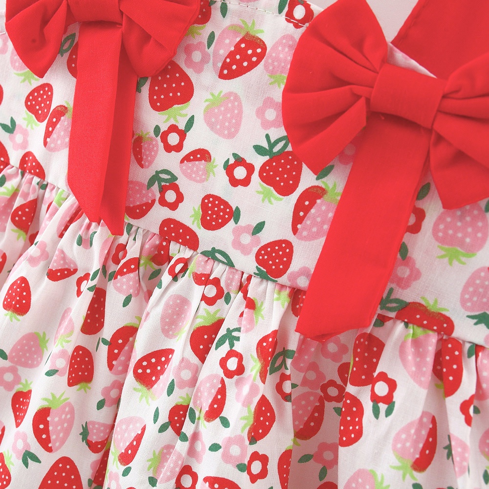 Đầm Hai Dây Cotton Họa Tiết Dâu Tây Đính Nơ Thời Trang Mùa Hè 2023 Cho Bé Gái