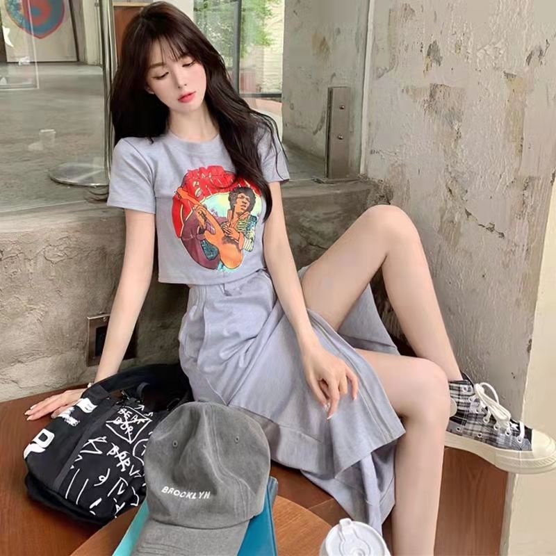 Set Áo Thun Lửng Ngắn Hở Eo + Chân Váy Xẻ Tà Lưng Cao Thời Trang Mùa Hè Mới Cho Nữ