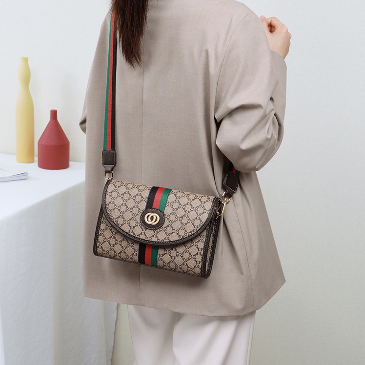 Túi Đeo Chéo Da pu Thời Trang Hè Sành Điệu Dành Cho Nữ 667