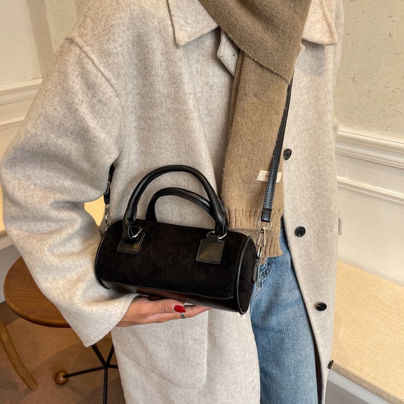 Túi Xách Boston Đeo Vai / Đeo Chéo Hình Trụ Cỡ Nhỏ Chất Nhung Có Khóa Gài Thời Trang Cho Nữ