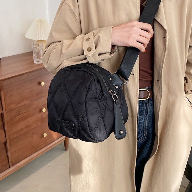 Túi Đeo Chéo Thêu Họa Tiết Kim Cương Đơn Giản Thời Trang Cho Nữ fna342