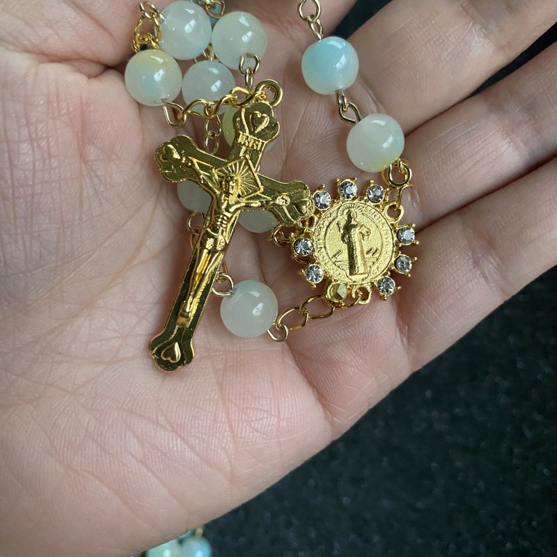 Chuỗi Hạt Cầu Nguyện Thánh Benedict Medal Rosary Màu Xanh Lá Gradient