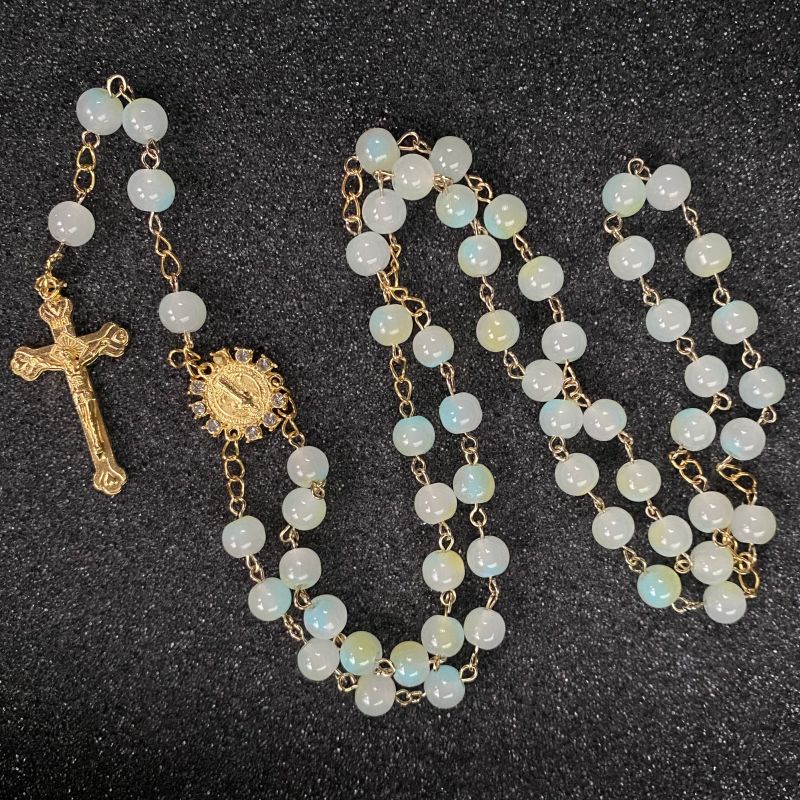 Chuỗi Hạt Cầu Nguyện Thánh Benedict Medal Rosary Màu Xanh Lá Gradient