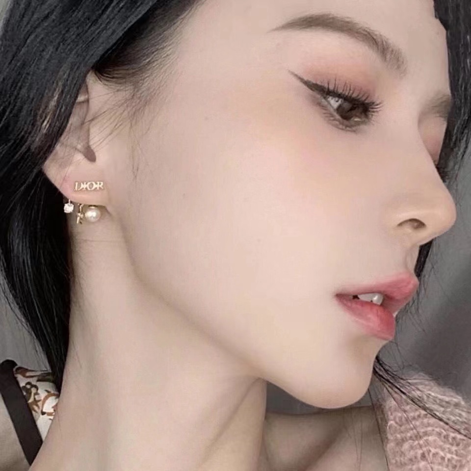 Khuyên Tai Thiết Kế Mới Chất Lượng Cao Không Gây Dị Ứng Cho Nữ