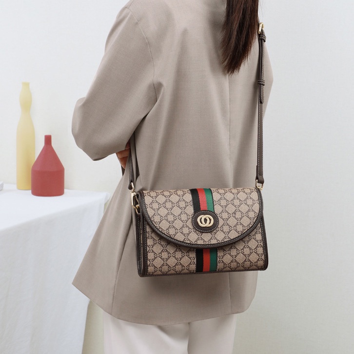 Túi Đeo Chéo Da pu Thời Trang Hè Sành Điệu Dành Cho Nữ 667