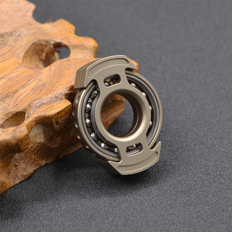 Con Quay Đồ Chơi Fidget Spinner Edc BằNg Kim LoạI GiúP GiảM Stress Cho Trẻ Em / NgườI LớN