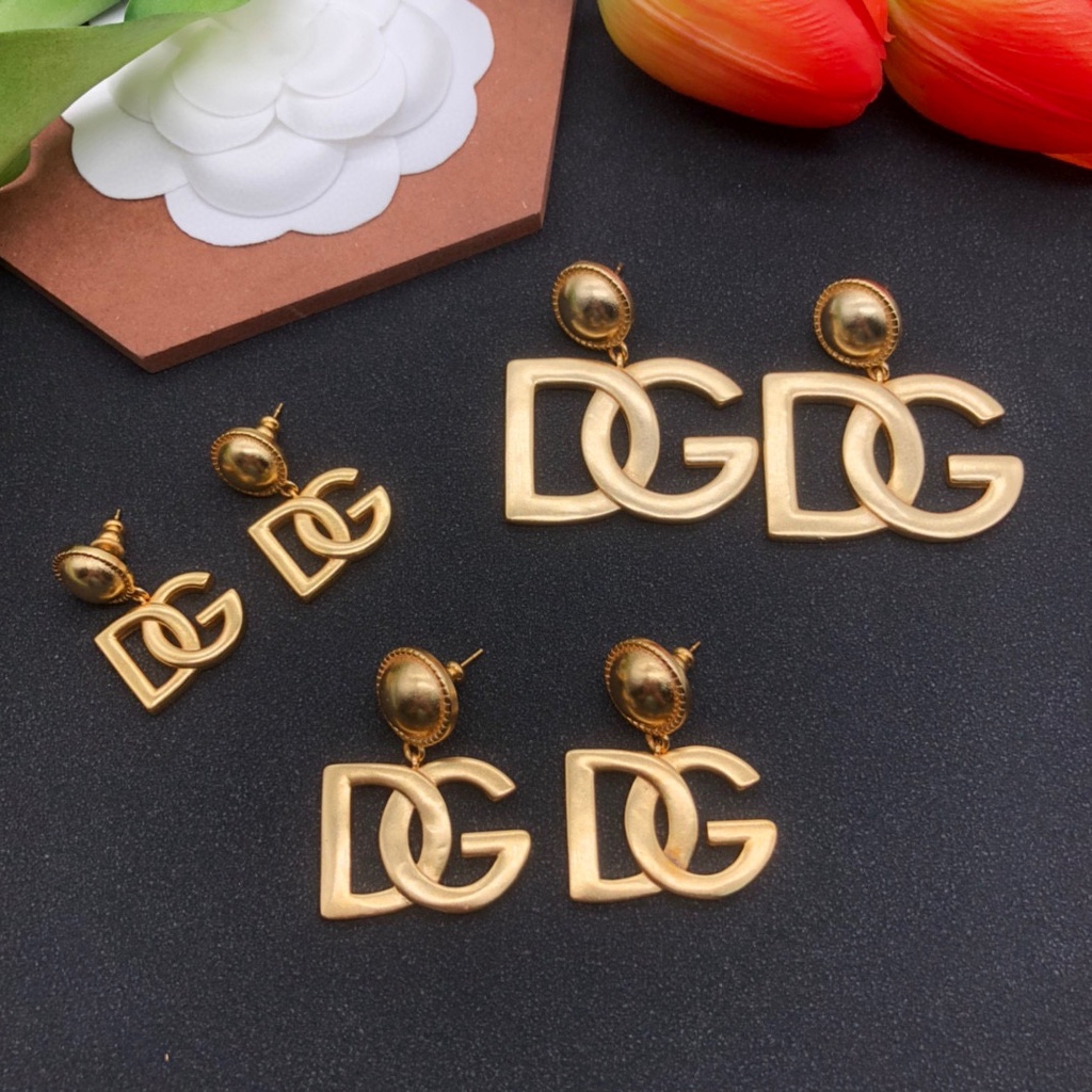 Bông Tai Chữ Duk Naba & DG Đơn Giản Cổ Điển Thời Trang Cho Nữ