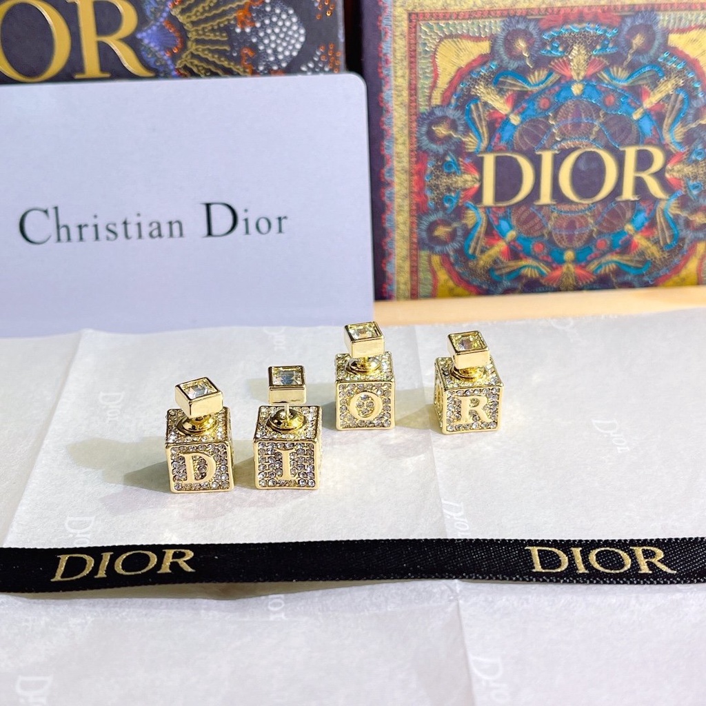 Khuyên Tai Tròn Khắc Chữ Dior Bằng Thép Titanium Thời Trang Cho Nữ