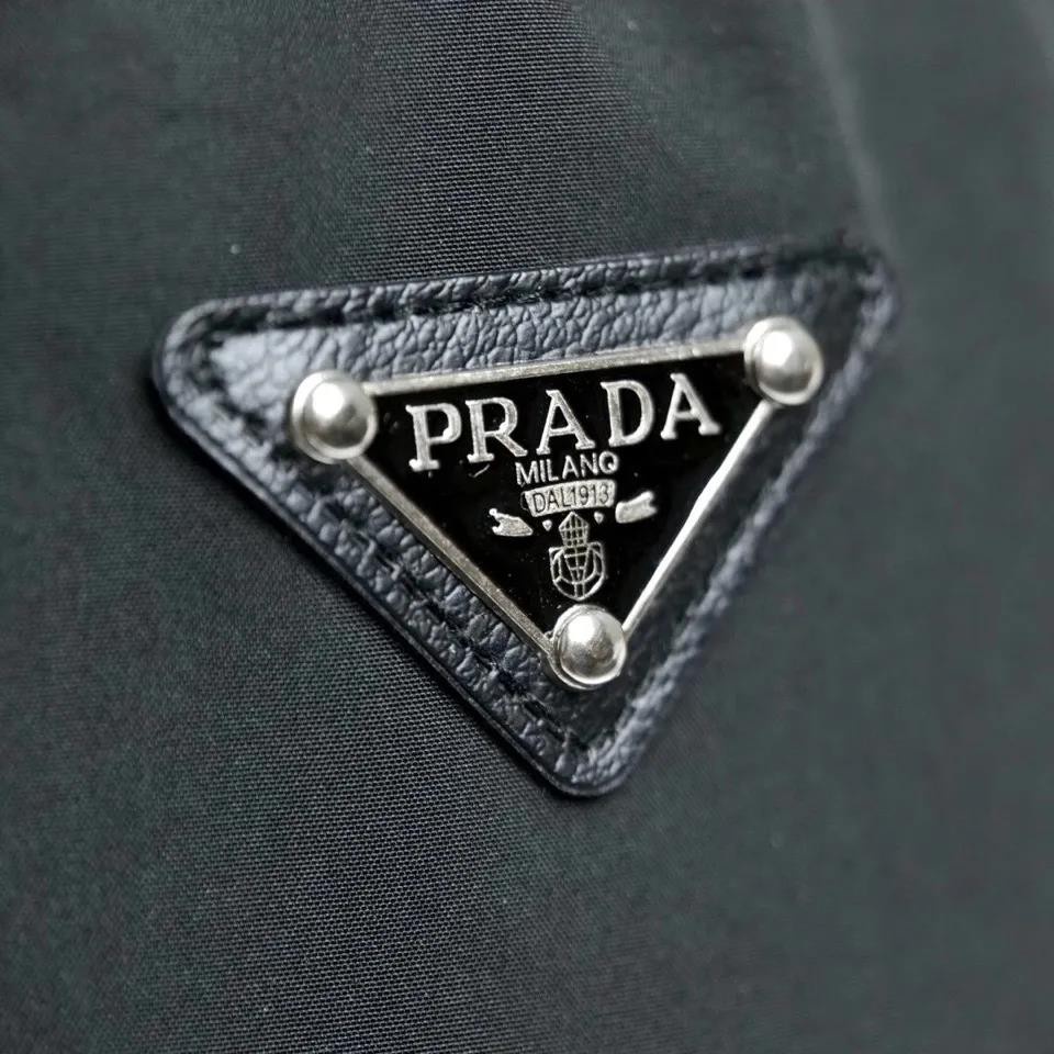 Mũ Bucket PRADA vải dù mạc sắt siêu xinh 3 màu Hayna Hats - M104