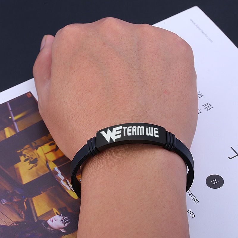 Vòng Tay Thép Titan Họa Tiết Liên Minh Huyền Thoại IG RNG EDG WE SKT Merchandise Cho Cặp Đôi