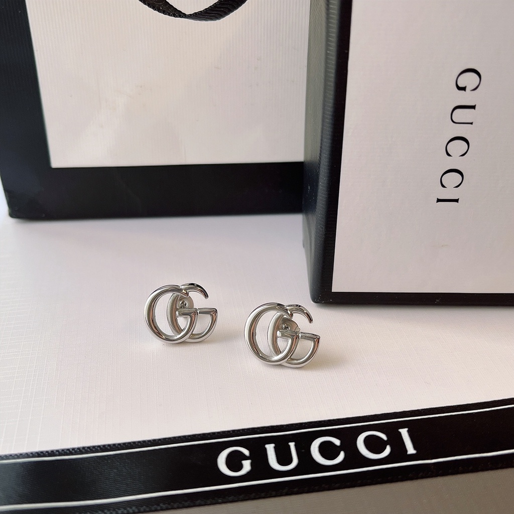 Bông Tai Gucci Bằng Thép Titan Họa Tiết GG Đôi Khắc Chữ Thời Trang Cho Nữ