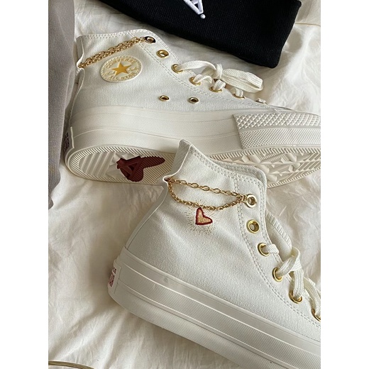 Giày Thể Thao Converse 2023 Vải canvas Cài Khóa Thêu Hình Trái Tim Dễ Thương Cho Nam Và Nữ B94