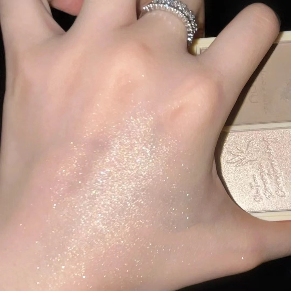 Novo® Bảng Phấn Má Hồng 3 Trong 1 Tạo Khối Bắt Sáng Màu Lì Tự Nhiên Chống Nước 7.5g