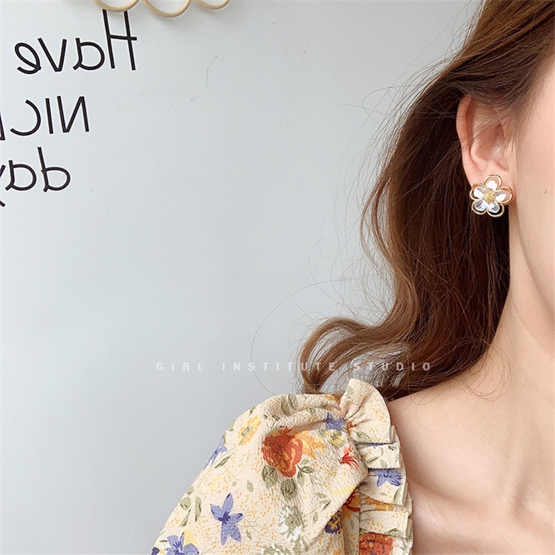 Bông Tai Hình Hoa Bằng Nhựa Resin Phong Cách Hàn Quốc Thời Trang Cho Nữ