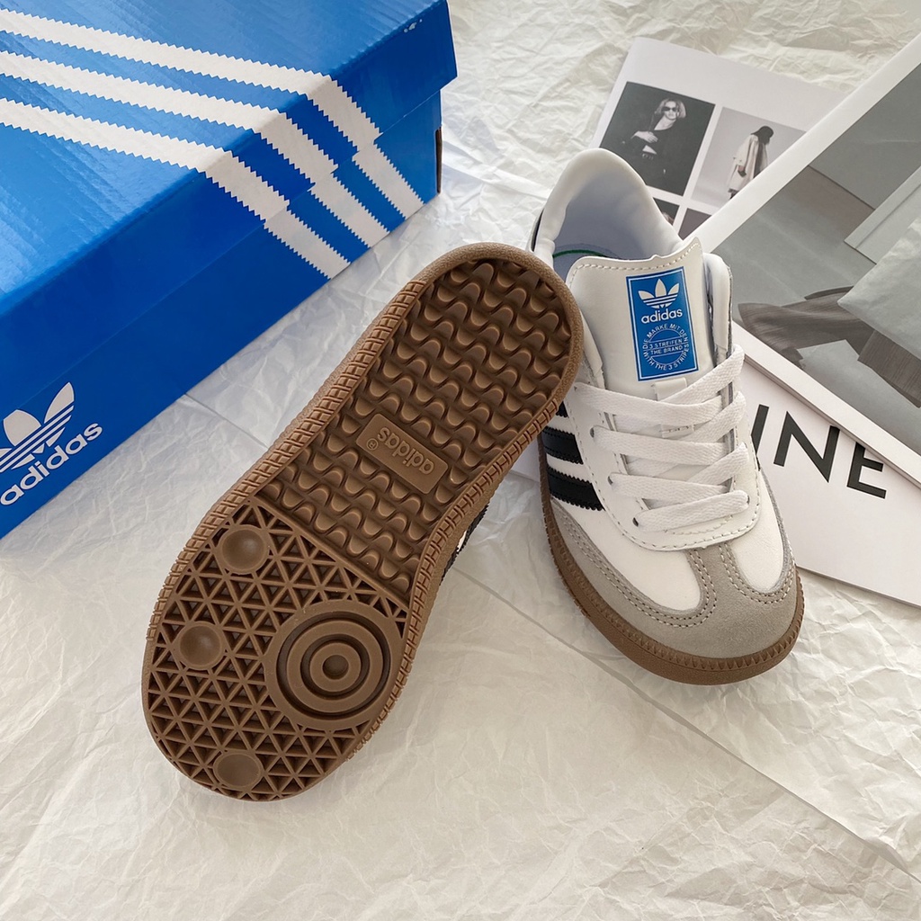 Giày Thể Thao Da Lộn Đế Bằng Chống Trượt Thời Trang Cho Bé