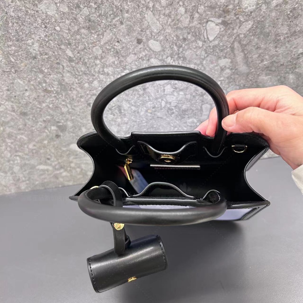 Năm 2023 Mới Đến 30782054 Túi Xách Đeo Vai Kiểu Vuông Nhỏ Họa Tiết Disney Cá Tính