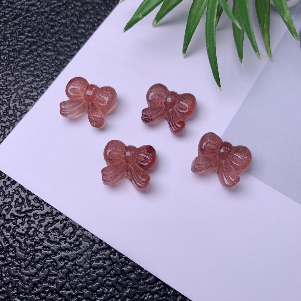 Dây Chuyền Mặt Đá Pha Lê Tự Nhiên Hình Ngôi Sao / Mặt Trăng / Trái Dâu