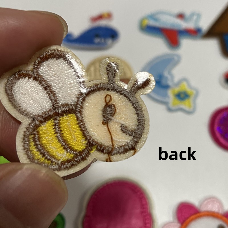 Miếng Dán Ủi Quần Áo Hình Chú Ong Hoạt Hình Dễ Thương