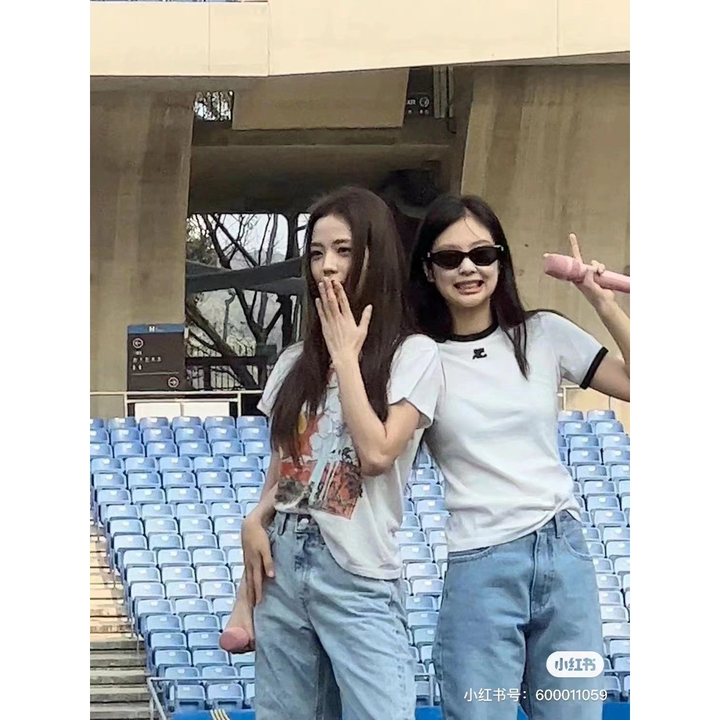 Áo Thun Tay Ngắn Cổ Tròn Màu Sắc Tương Phản Thêu logo Thương Hiệu Niche courreges jennie Jin Zhini