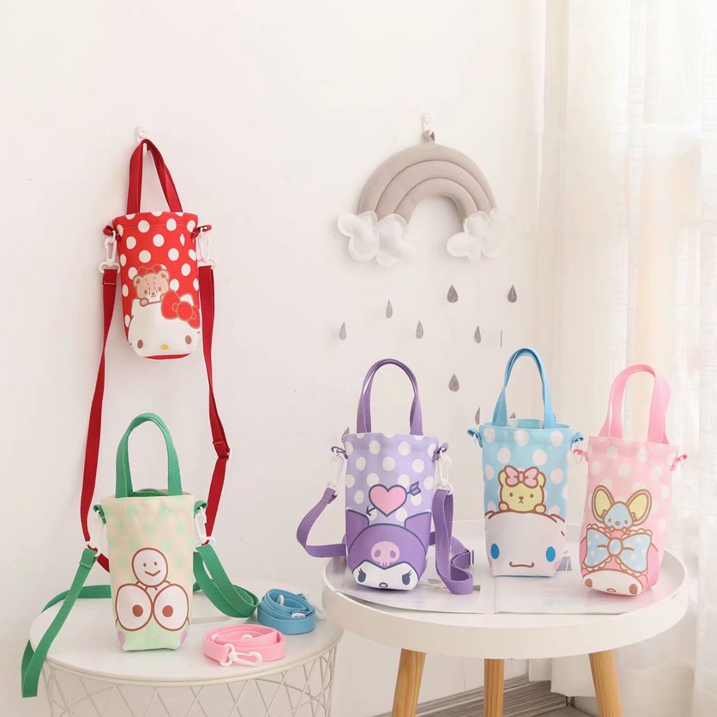 Túi Đựng Bình Nước Giữ Nhiệt Hình Cún Kuromi Hoạt Hình Dễ Thương Có Dây Đeo Chéo Phong Cách Nhật Bản Cho Trẻ Em